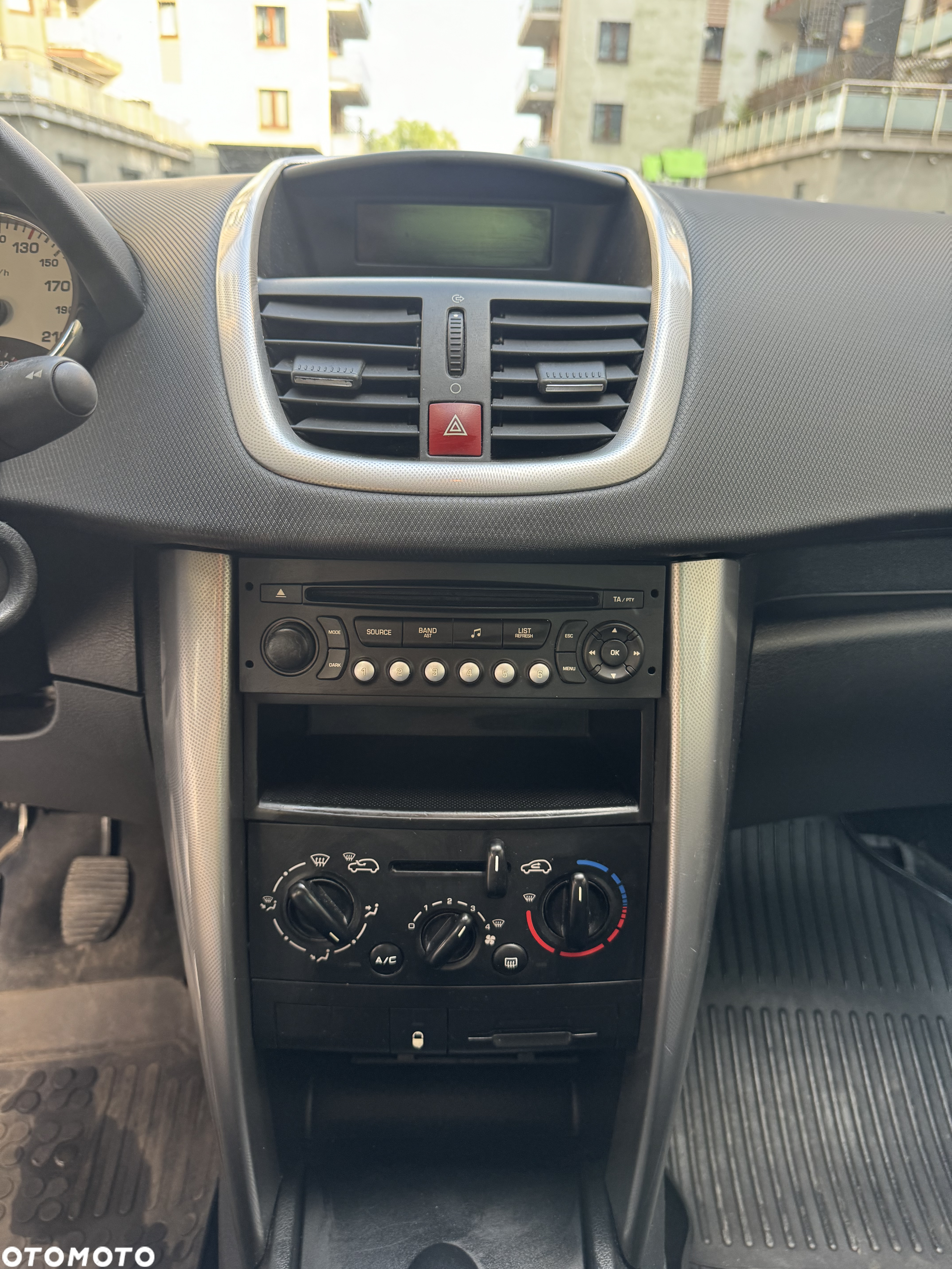 Peugeot 207 SW 120 VTi Premium - 22