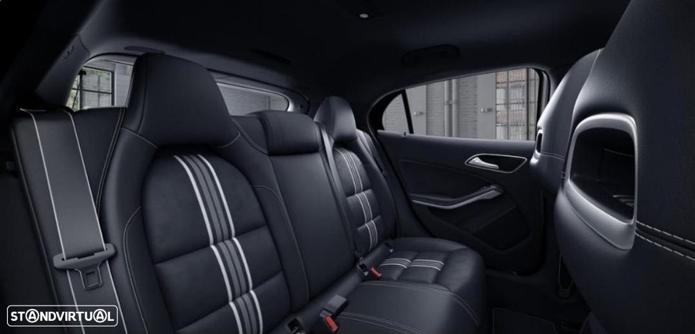 Mercedes-Benz GLA 180 UrbanStyle Edition — fotografia 5