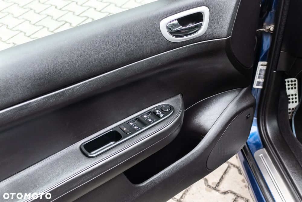 Peugeot 307 CC 1.6 Intense - 19