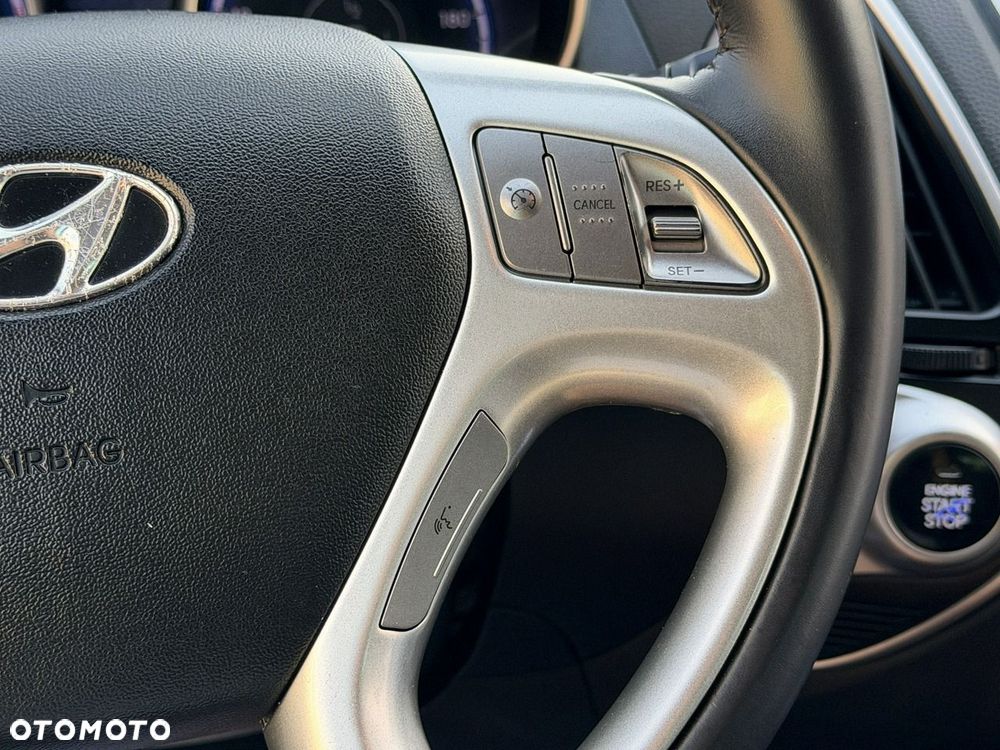 Hyundai ix35 2.0 4WD Automatik Premium - 11