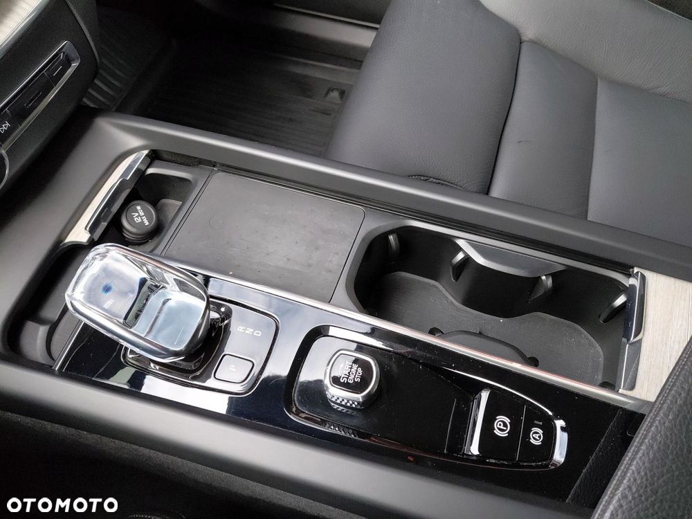 Volvo XC 60 - 23