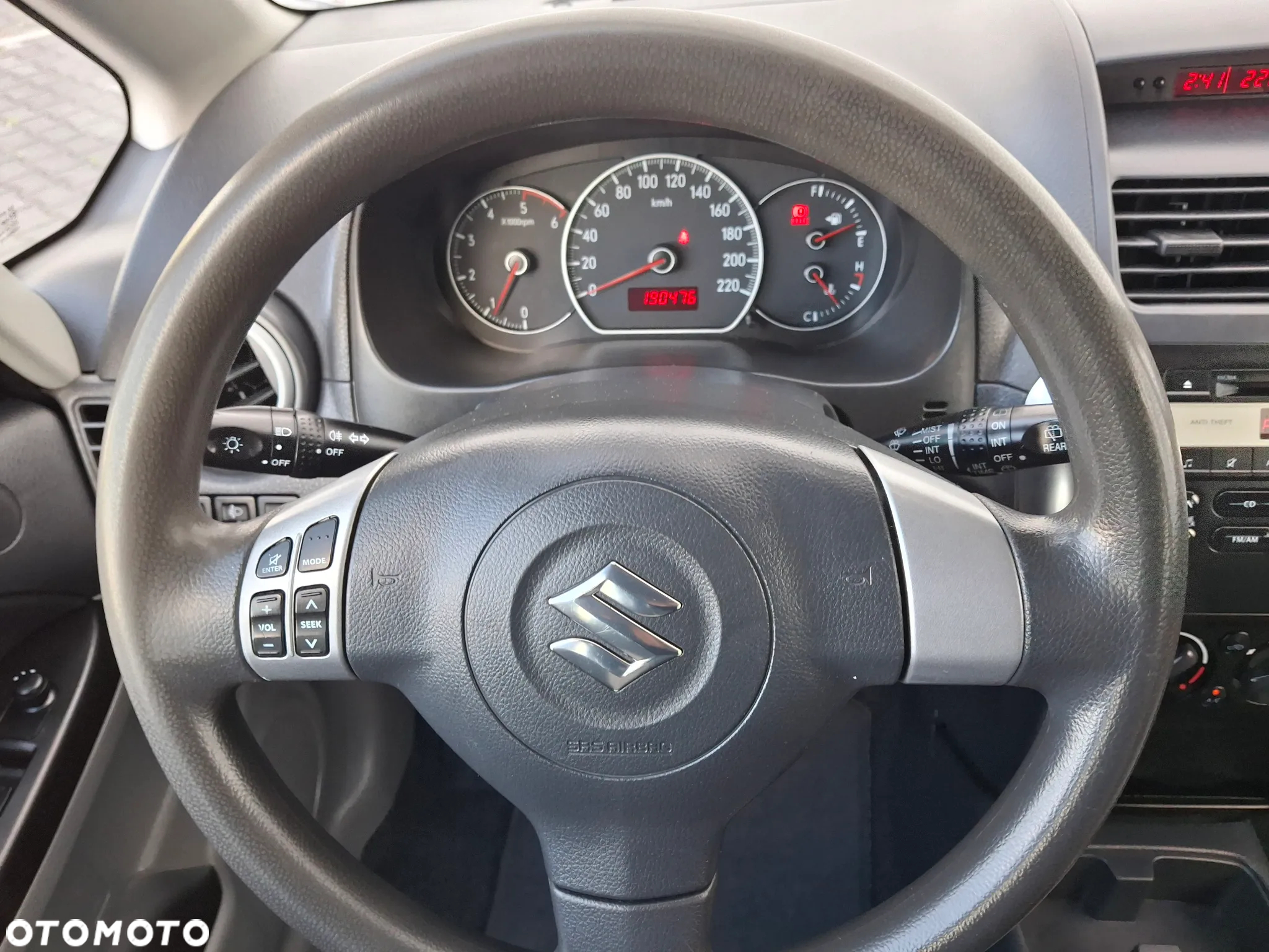 Suzuki SX4 1.6 DDiS Comfort - 29
