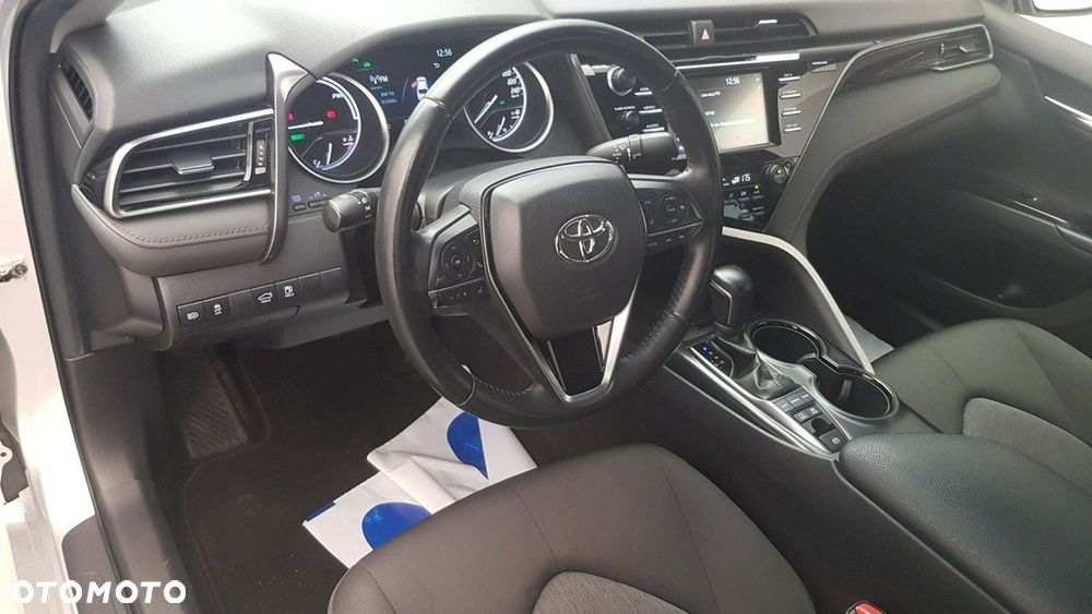 Toyota Camry - 15