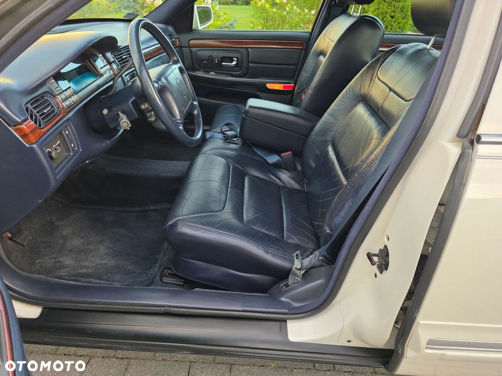 Cadillac Deville 4.6 Concours - 21