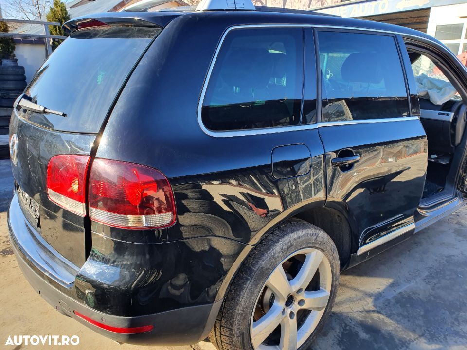 Dezmembram VW Touareg 3.0 BKS - 3