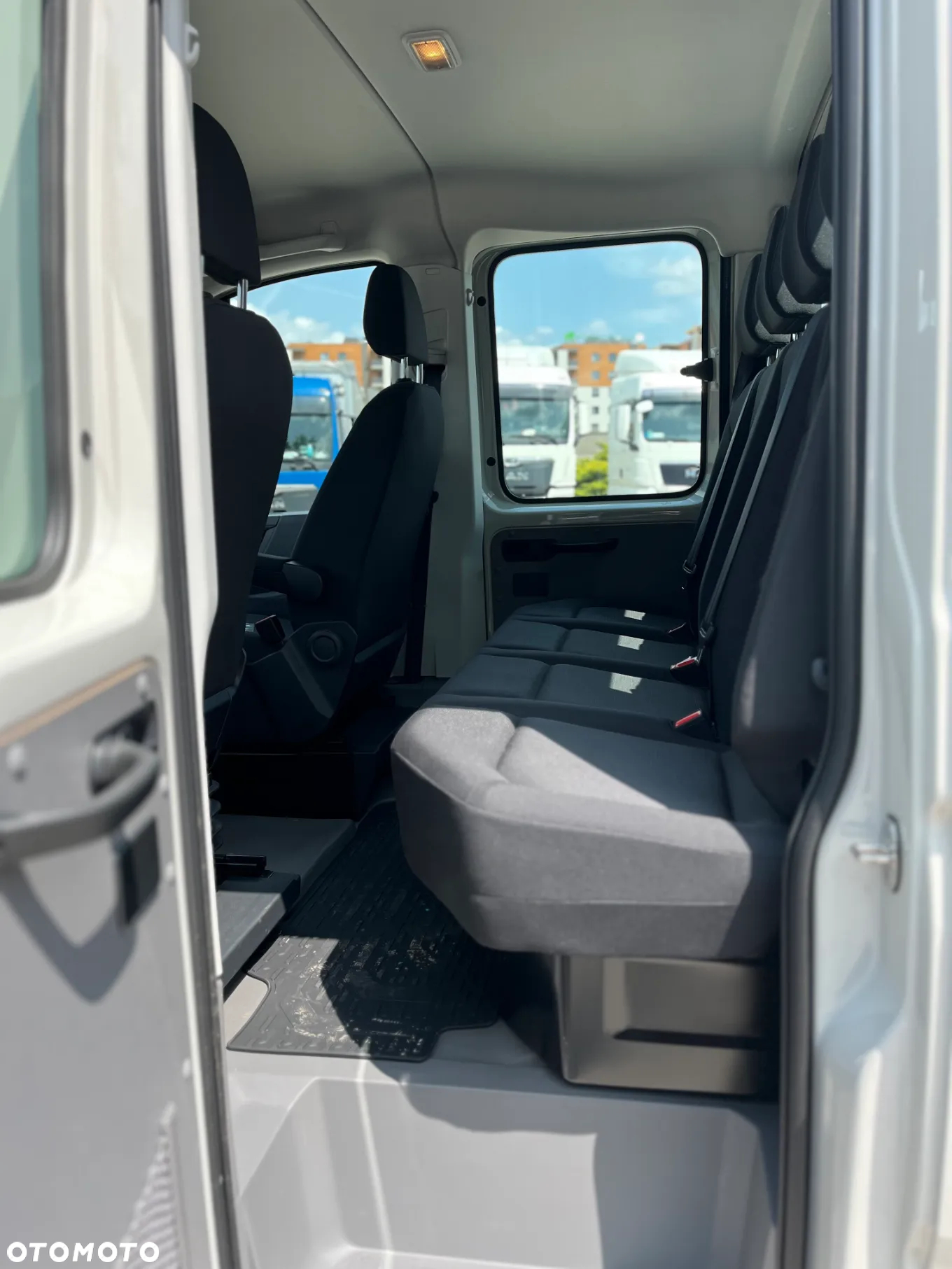 MAN TGE 3.180 4X4 SB - 14