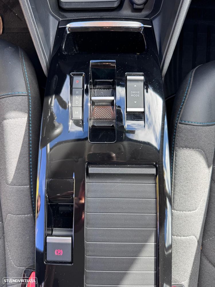 Citroën C4 X 1.2 PureTech Feel Pack EAT8 — fotografia 14