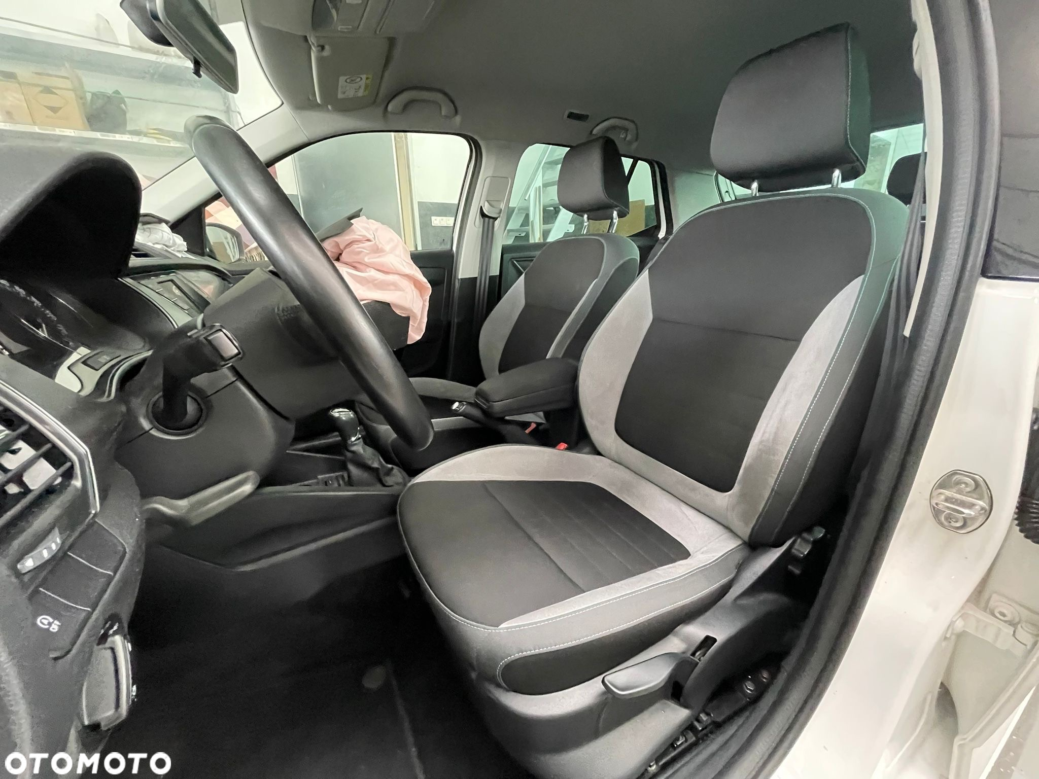 Skoda Fabia 1.2 TSI Active - 14