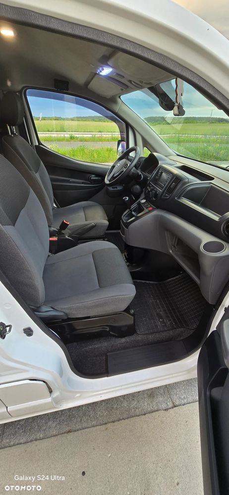 Nissan NV200 - 8