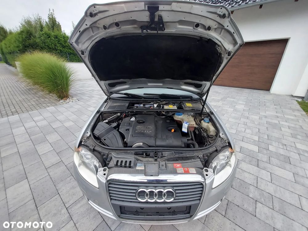 Audi A4 Avant 2.0 TDI - 10