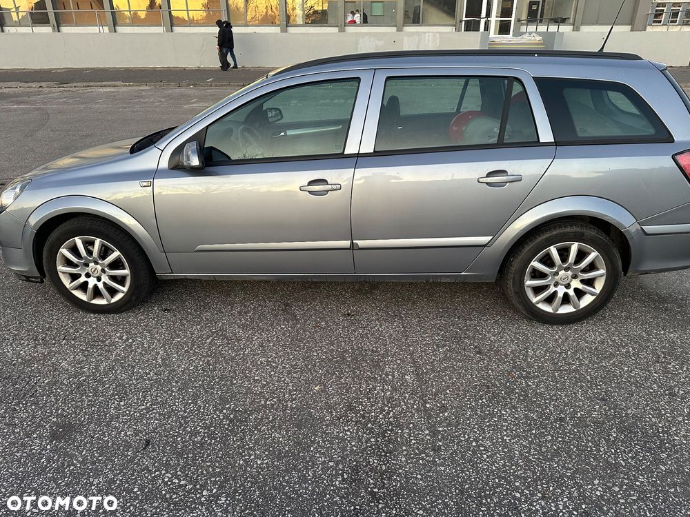 Opel Astra 2006 photo 2