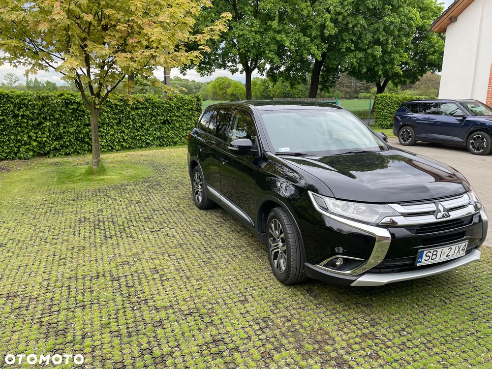 Mitsubishi Outlander - 4