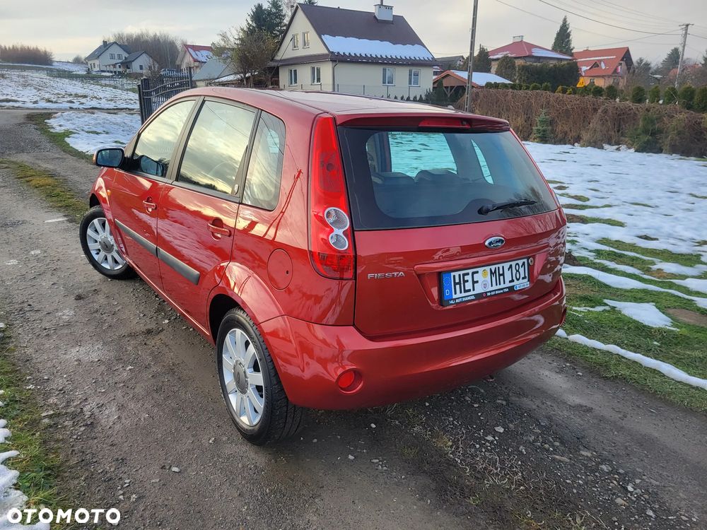 Ford Fiesta 1.6 Ghia - 5