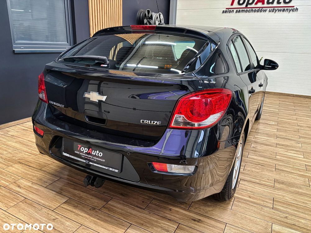 Chevrolet Cruze 1.8 LT+ - 9