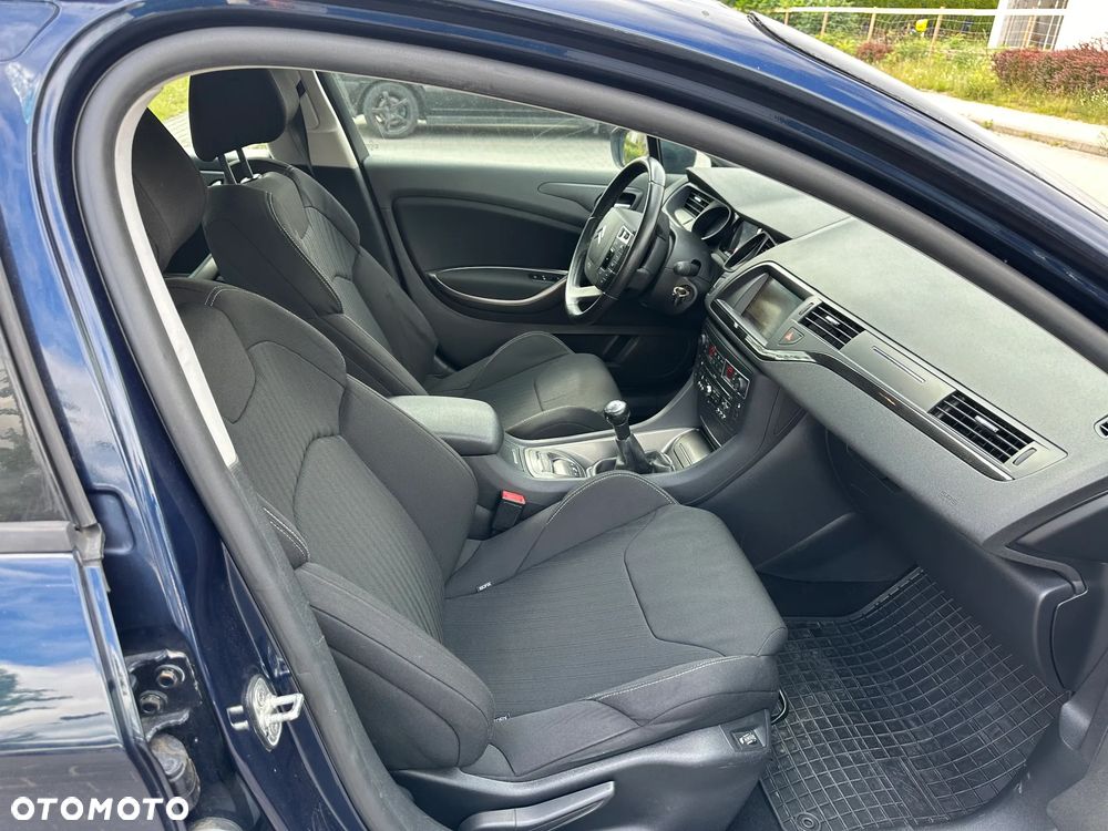 Citroën C5 2.0 16V Confort - 4