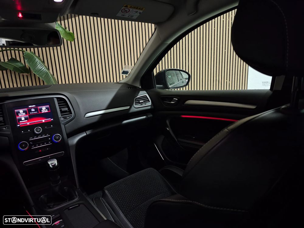 Renault Mégane Sport Tourer 1.5 dCi Intens - 11