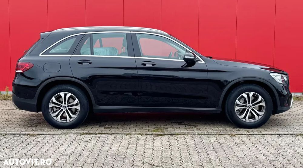 Mercedes-Benz GLC 300 d 4Matic 9G-TRONIC - 2