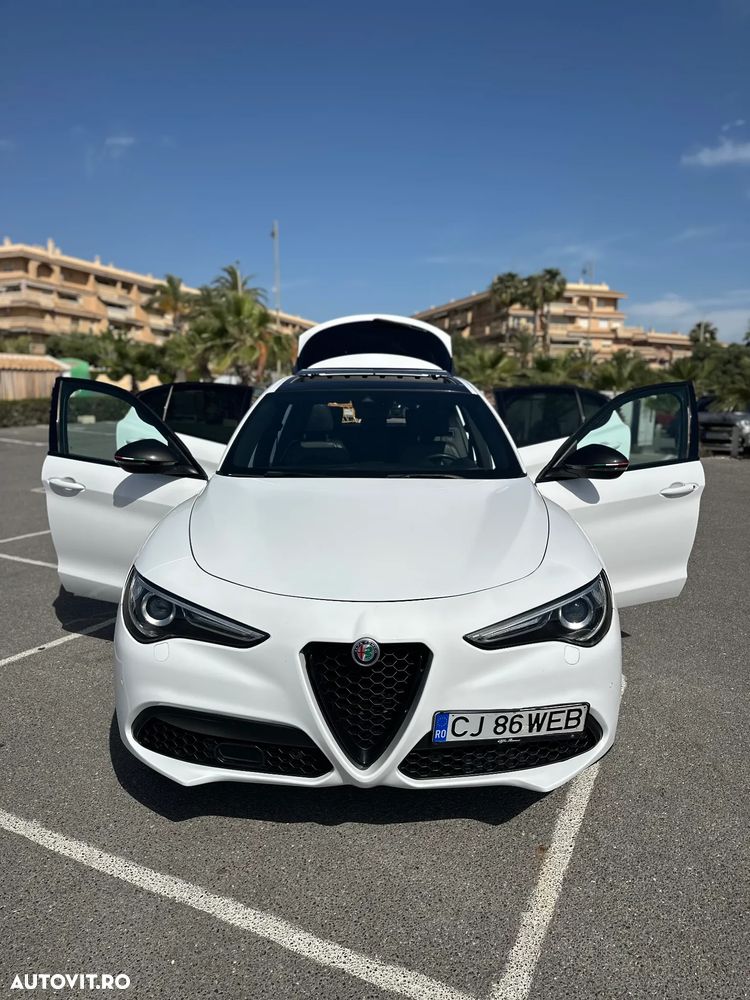 Alfa Romeo Stelvio 2.0 Turbo 16V AT8-Q4 Super - 3