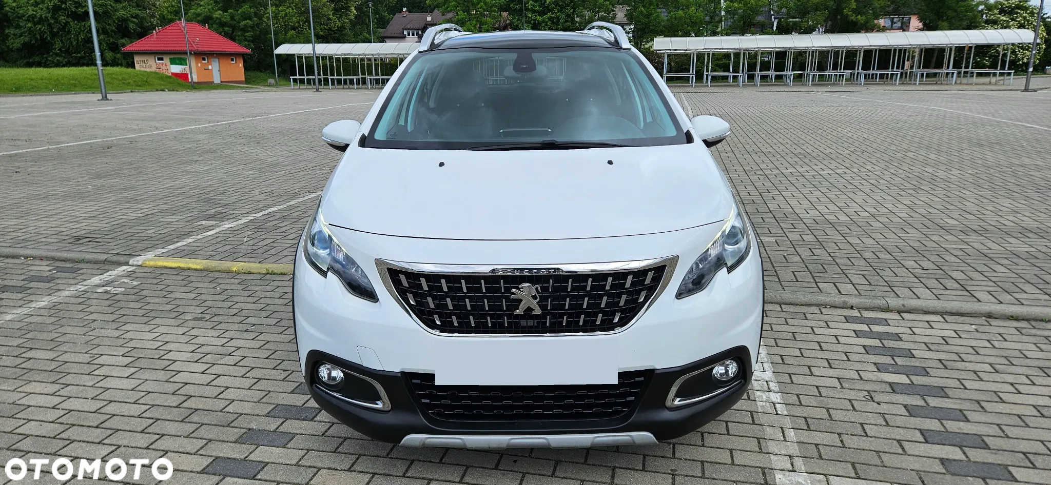 Peugeot 2008 1.2 PureTech Allure S&S - 20