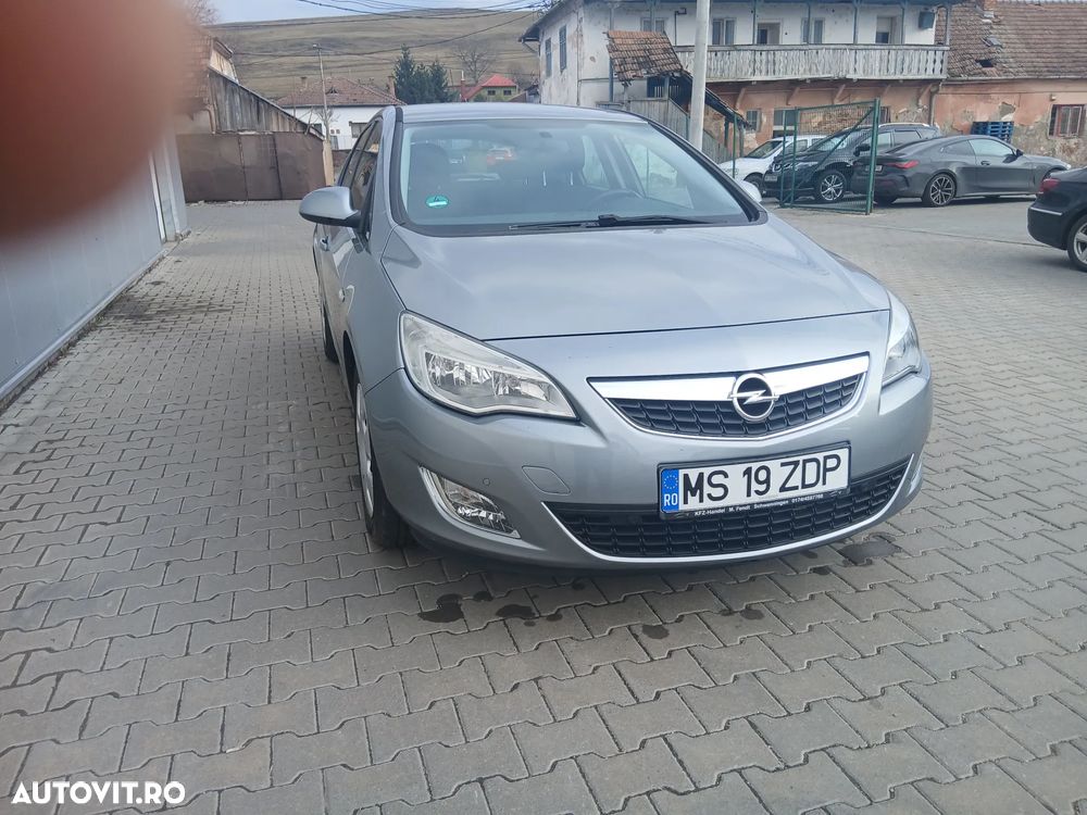 Opel Astra - 2