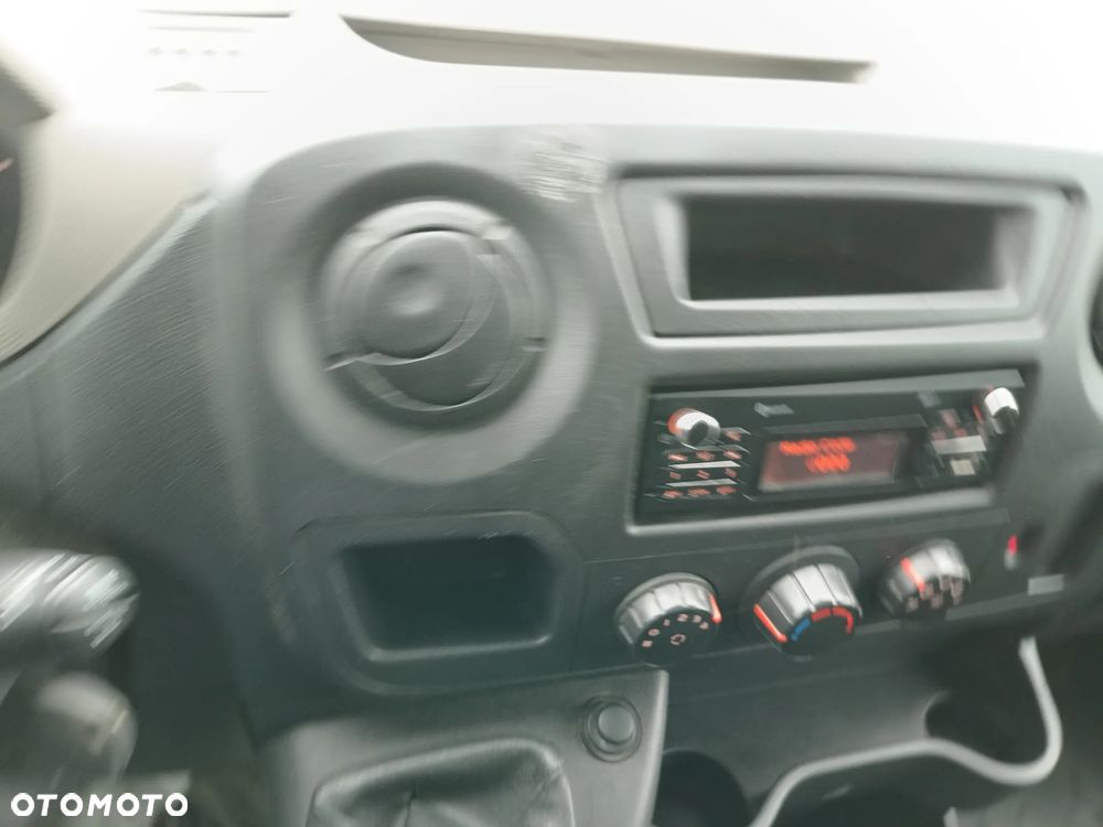 Renault Master 2.3 diesel 125kM 2015 rok 3.5T UDOKUMENTOWANY ORGINALNY PRZEBIEG, STAN BARDZO DOBRY!!! - 28