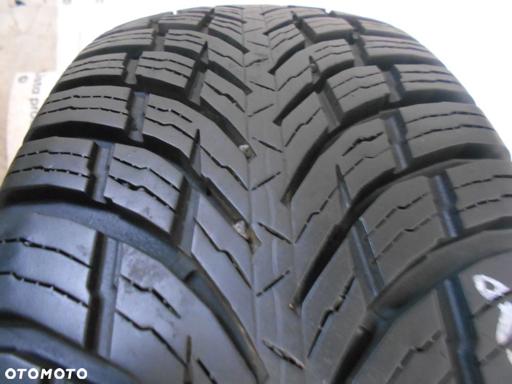 OPONA POJEDYNKA 205/65R16C NOKIAN SEASONPROOF C1 COT 3424 8.4MM - 2