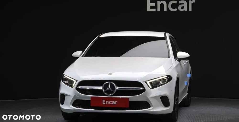 Mercedes-Benz Klasa A 220 4Matic 7G-DCT AMG Line - 3