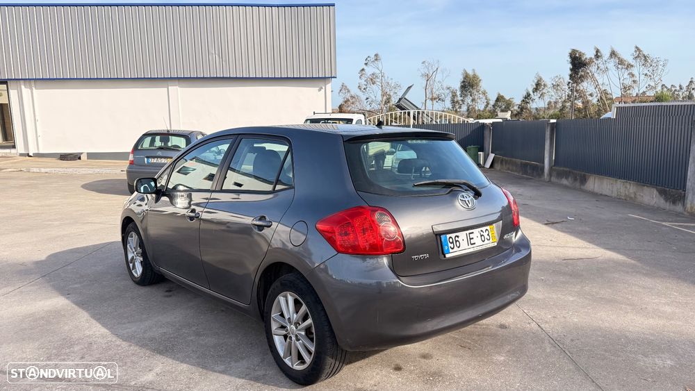 Toyota Auris 1.4 VVT-i AC+VSC - 7