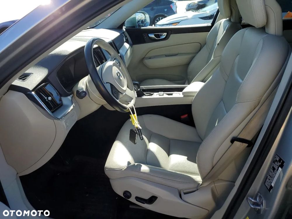 Volvo XC 60 T5 Geartronic Momentum - 8