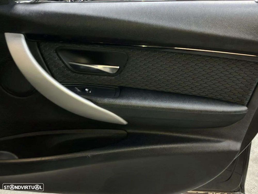 BMW 320 d Touring Pack M Auto - 23