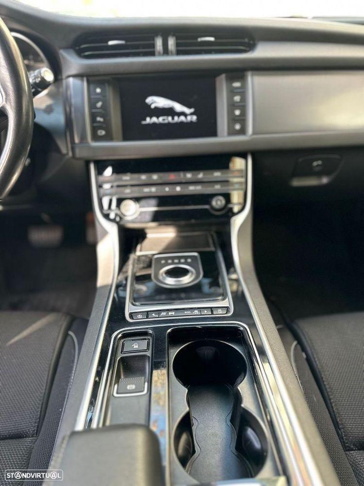 Jaguar XF Sportbrake 2.0 D R-Sport Aut. - 12