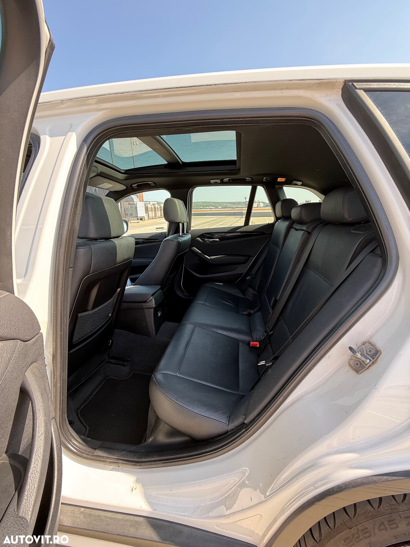 BMW X1 sDrive20d - 12