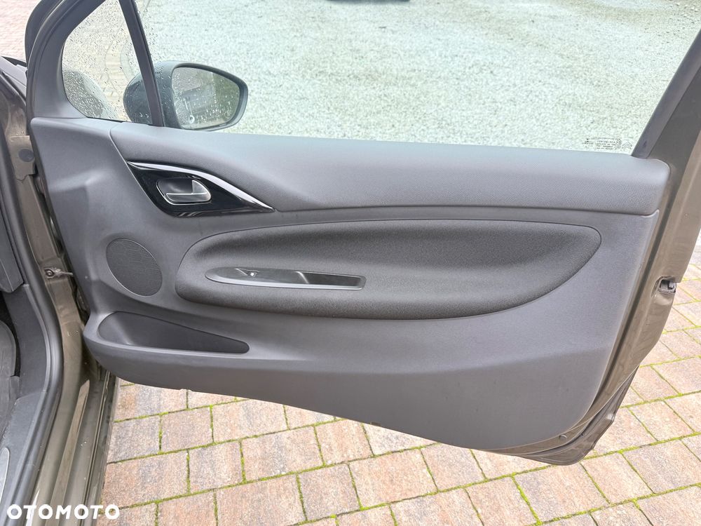 DS Automobiles DS 3 - 14