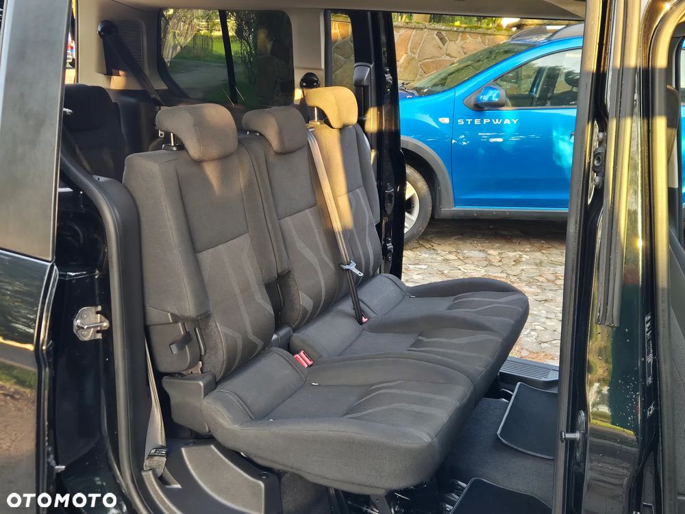 Ford Tourneo Connect Grand 1.6 TDCi Titanium - 27