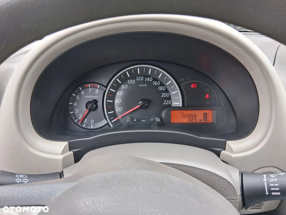 Nissan Micra 1.2 Visia - 10