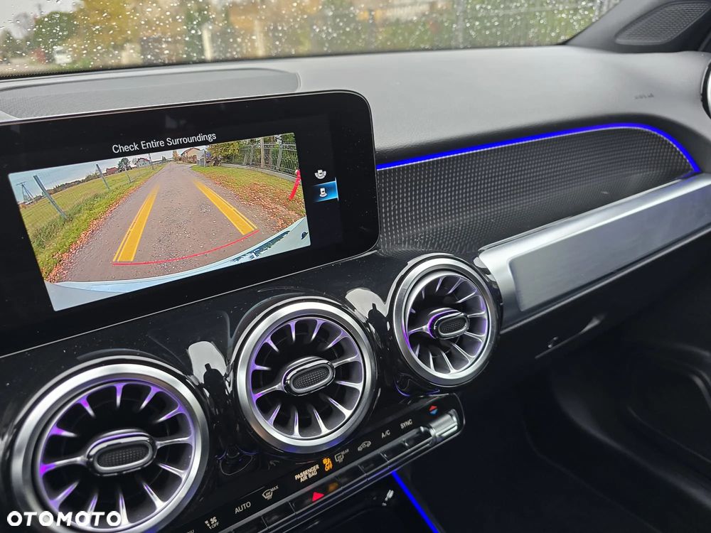 Mercedes-Benz GLB 250 Progressive 8G-DCT - 22