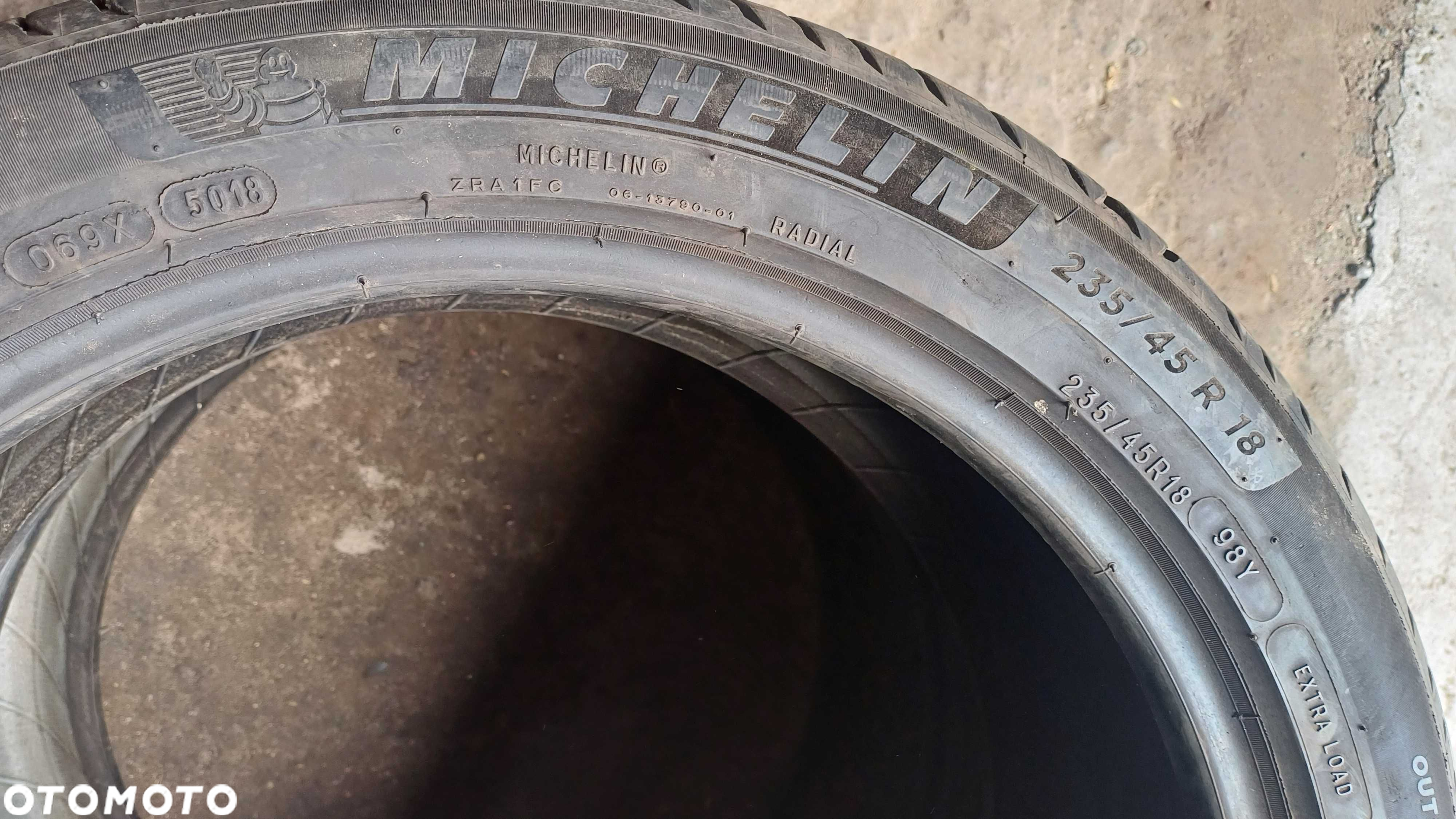 Michelin Primacy 4 235/45 R18 98Y XL 2018r - 3