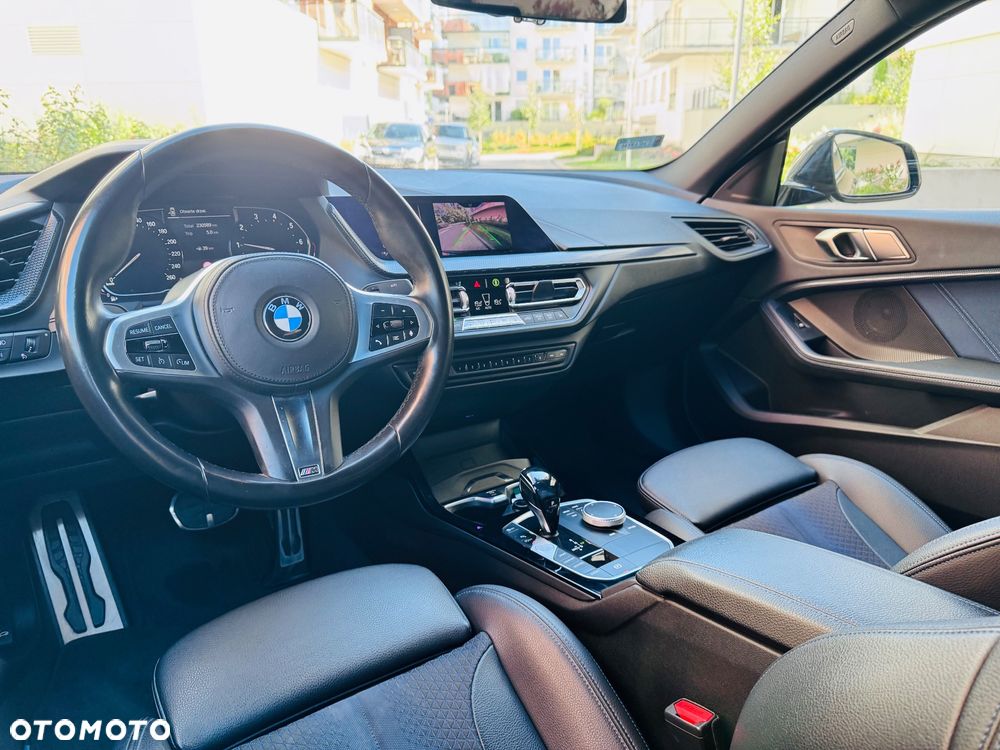 BMW Seria 2 218i M Sport - 17