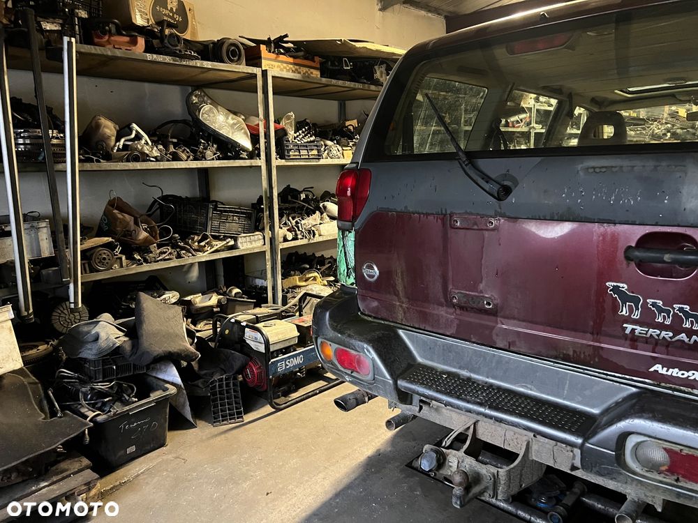 Kanapa 5d Nissan Terrano 2 lift kompletna - 5