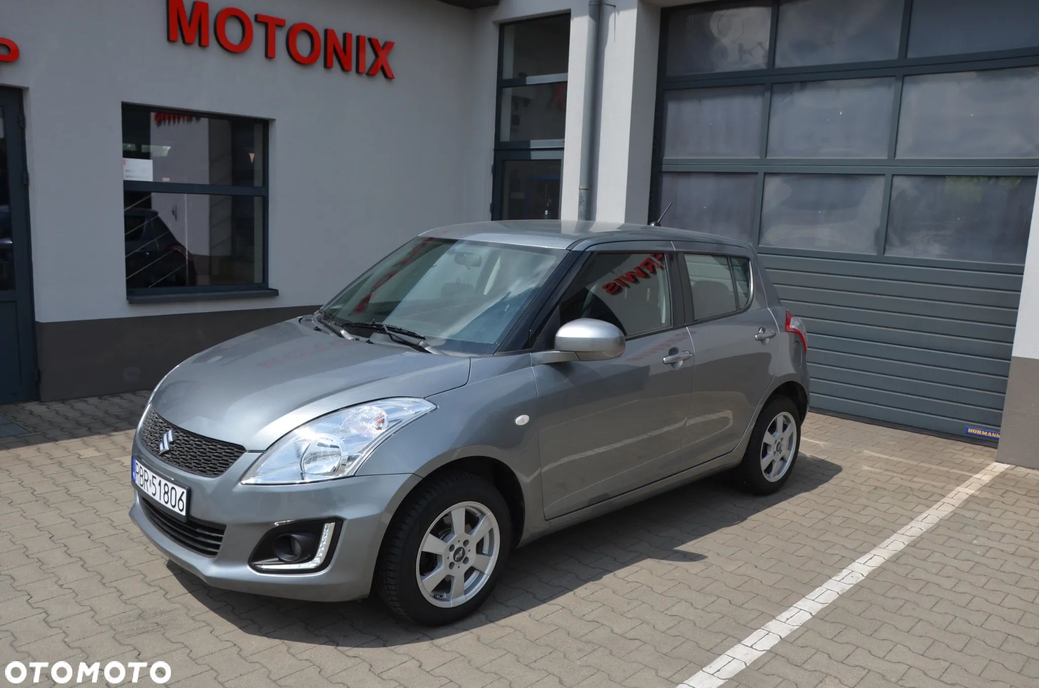 Suzuki Swift - 1