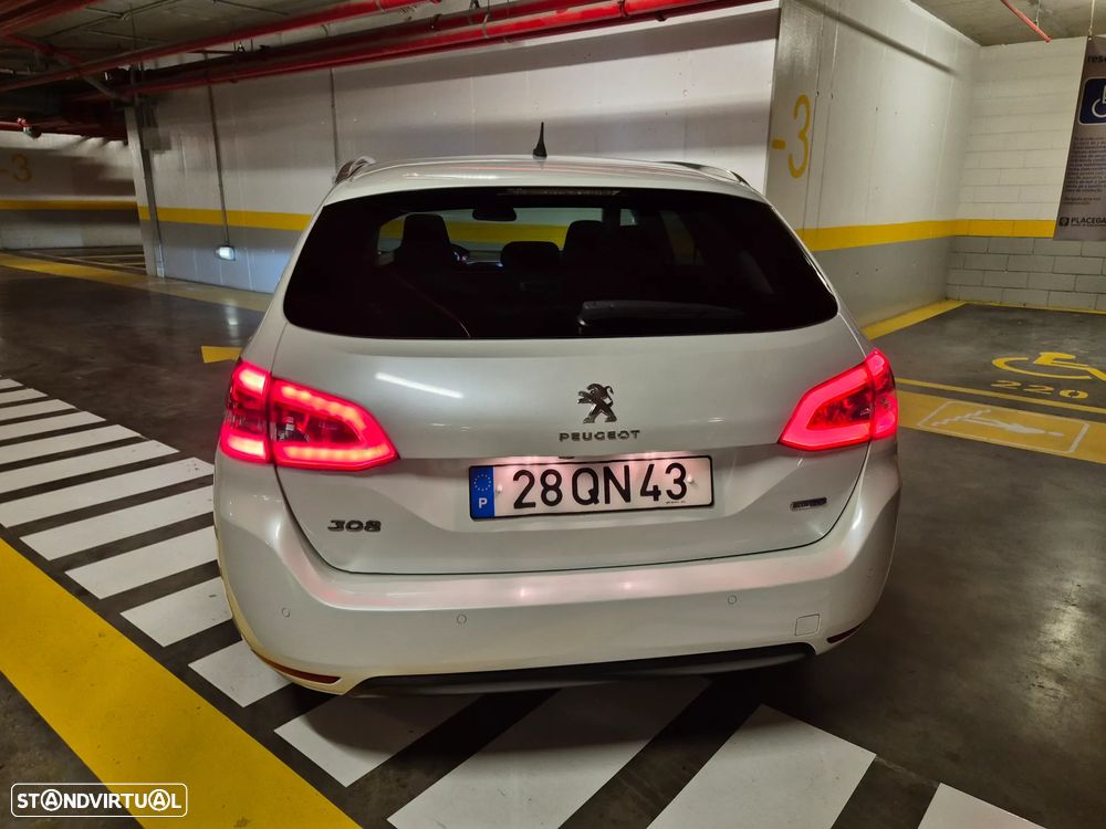 Peugeot 308 SW 1.6 BlueHDi Style - 12