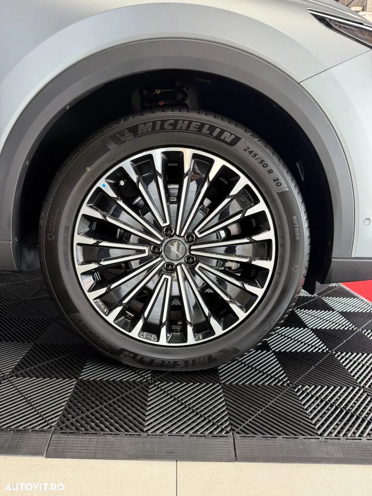 Omoda 9 1.5 TGDI 3DHT PHEV Exclusive - 9