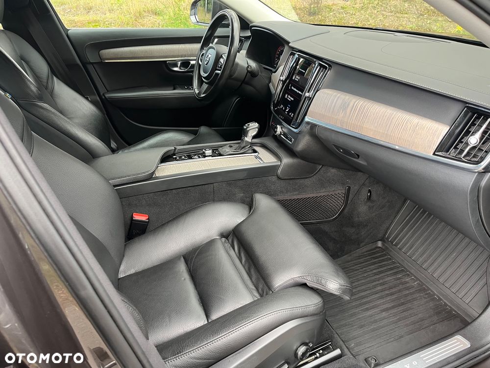 Volvo V90 D4 Inscription - 15