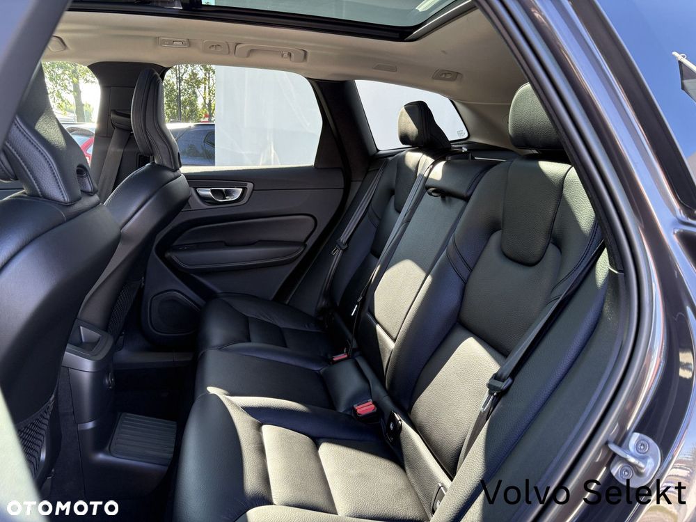 Volvo XC 60 - 24