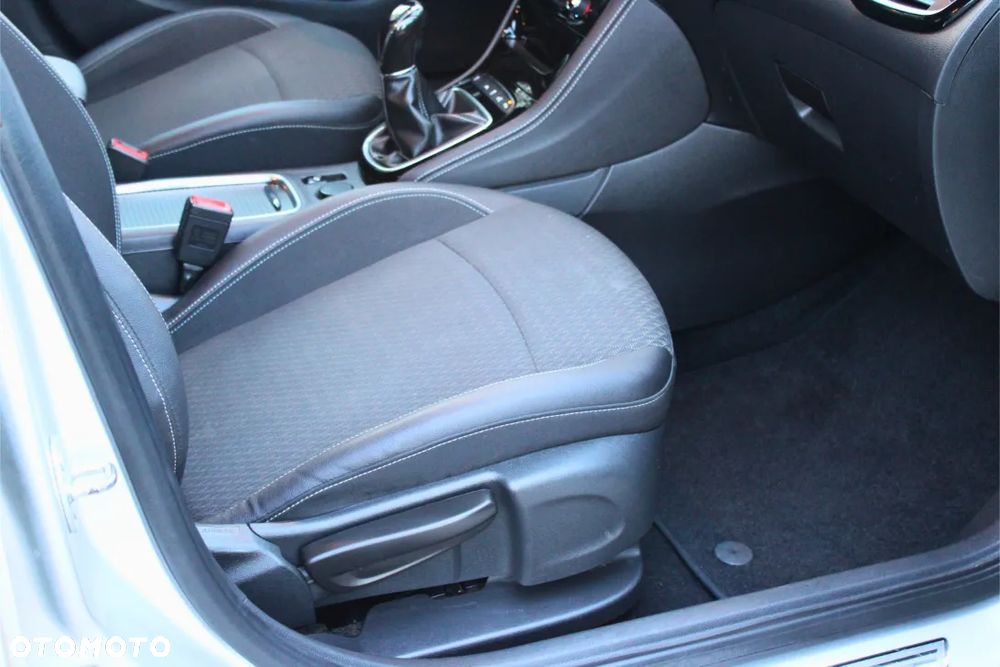 Opel Astra 1.4 Turbo Start/Stop Innovation - 18