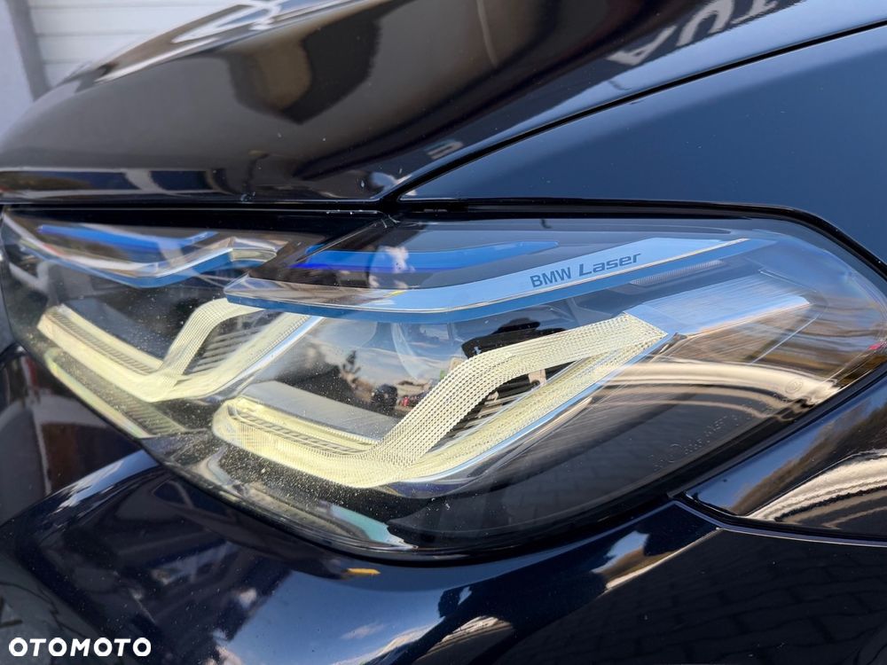 BMW Seria 5 520d xDrive Touring M Sport Edition - 38