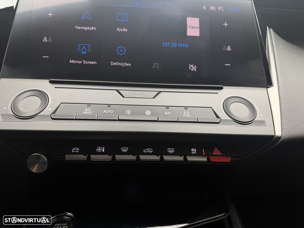 Peugeot 308 1.6 Hybrid Allure Pack e-EAT8 - 37