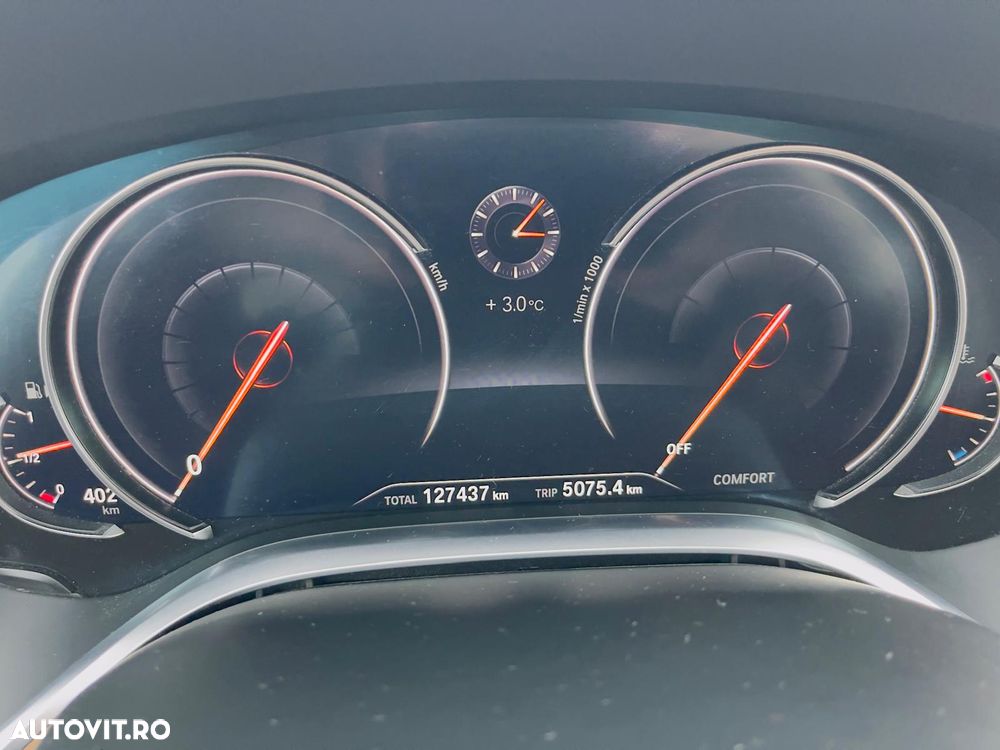 BMW Seria 7 740Li - 26