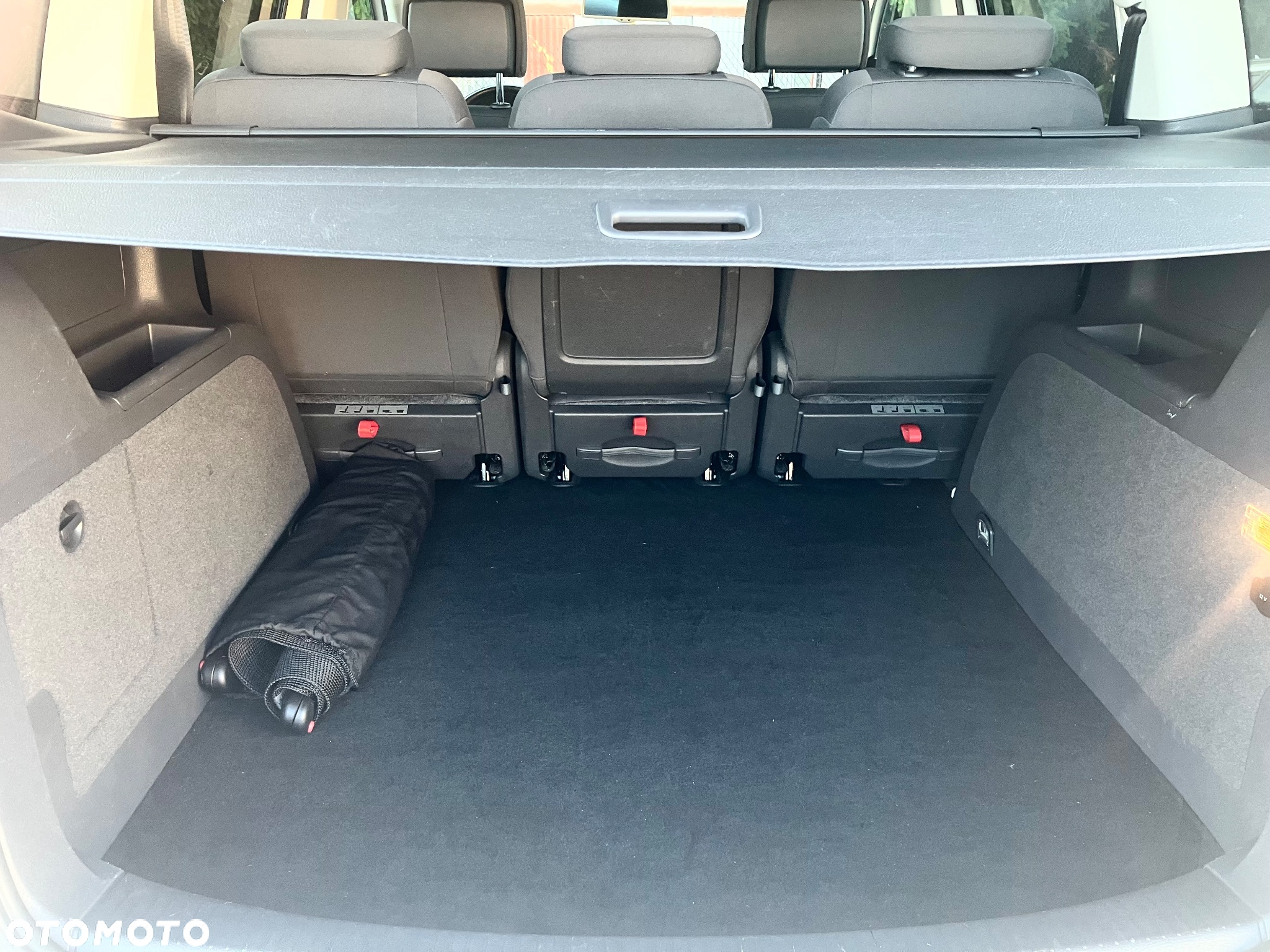 Volkswagen Touran 1.4 TSI DSG Highline - 23