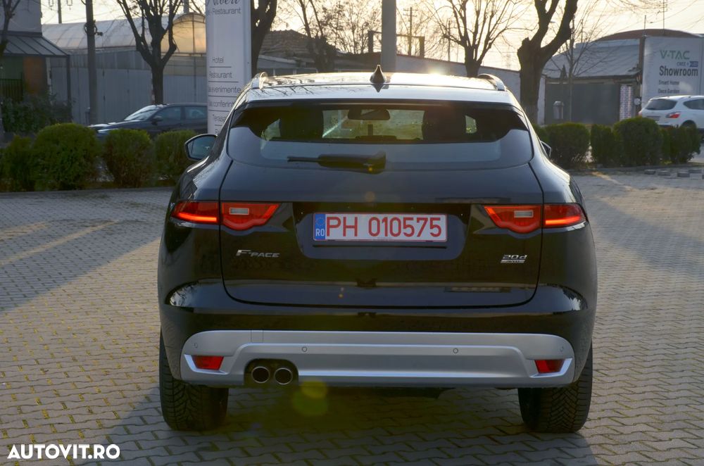 Jaguar F-Pace 20d AWD Aut. R-Sport - 9